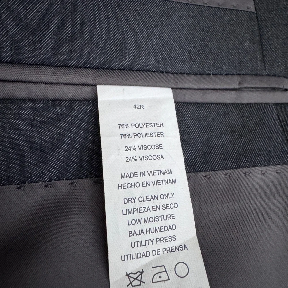 Perry Ellis‎ Portfolio Suit Mens 42R 35x30 Charcoal Gray Solid Slim Fit 2-Button